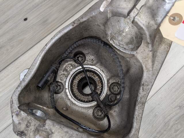 20-24 OEM BMW F97 F98 X3M X4M FRONT Left Driver Side Wheel Hub Spindle Knuckle