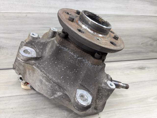 20-24 OEM BMW F97 F98 X3M X4M FRONT Right Passenger Wheel Hub Spindle Knuckle
