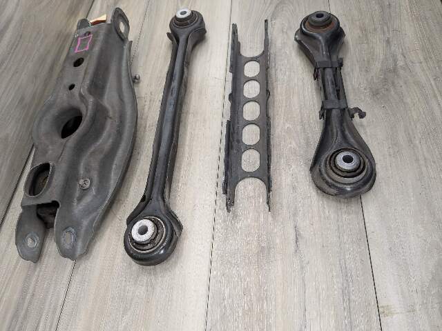 OEM BMW E88 E90 E92 Rear Right Lower Upper Suspension Control Arm Wishbone SET