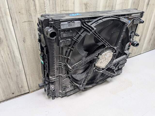 OEM BMW G20 G22 G23 M340 M440 Radiator Condenser Cooling Fan Assembly 850W B58