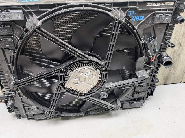OEM BMW G20 G22 G23 M340 M440 Radiator Condenser Cooling Fan Assembly 850W B58