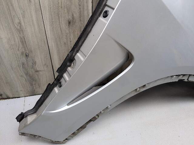 14-18 OEM BMW F15 X5 Front Right Passenger Side Fender Panel Silver A83