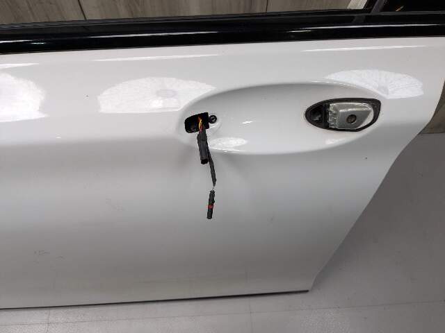16-22 OEM BMW G11 G12 740 750 Front Left Driver Aluminum Door Shell Panel White