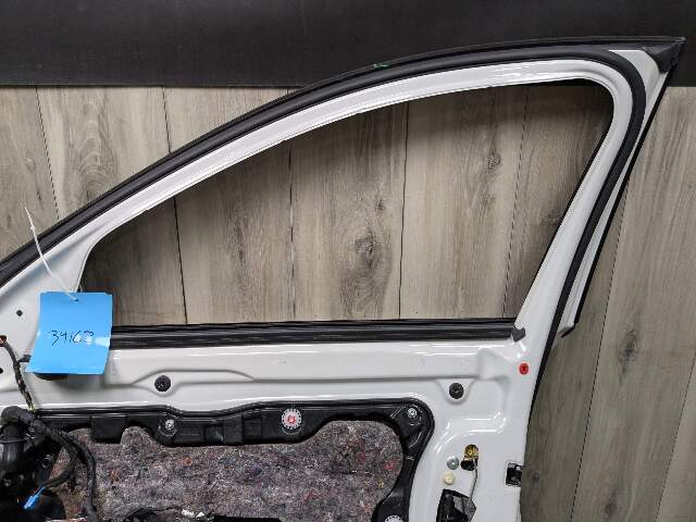 16-22 OEM BMW G11 G12 740 750 Front Right Passenger Door Shell Panel White 300