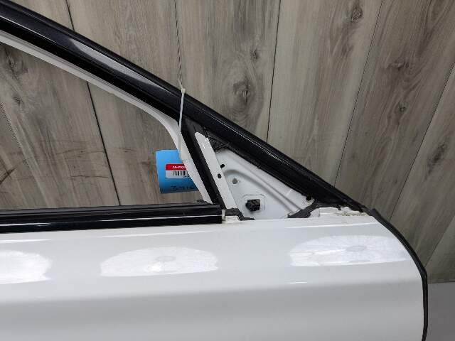 16-22 OEM BMW G11 G12 740 750 Front Right Passenger Door Shell Panel White 300