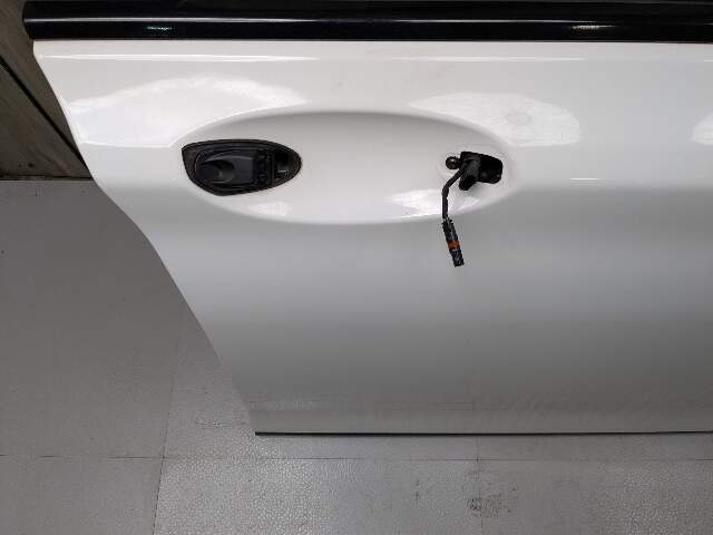 16-22 OEM BMW G11 G12 740 750 Front Right Passenger Door Shell Panel White 300