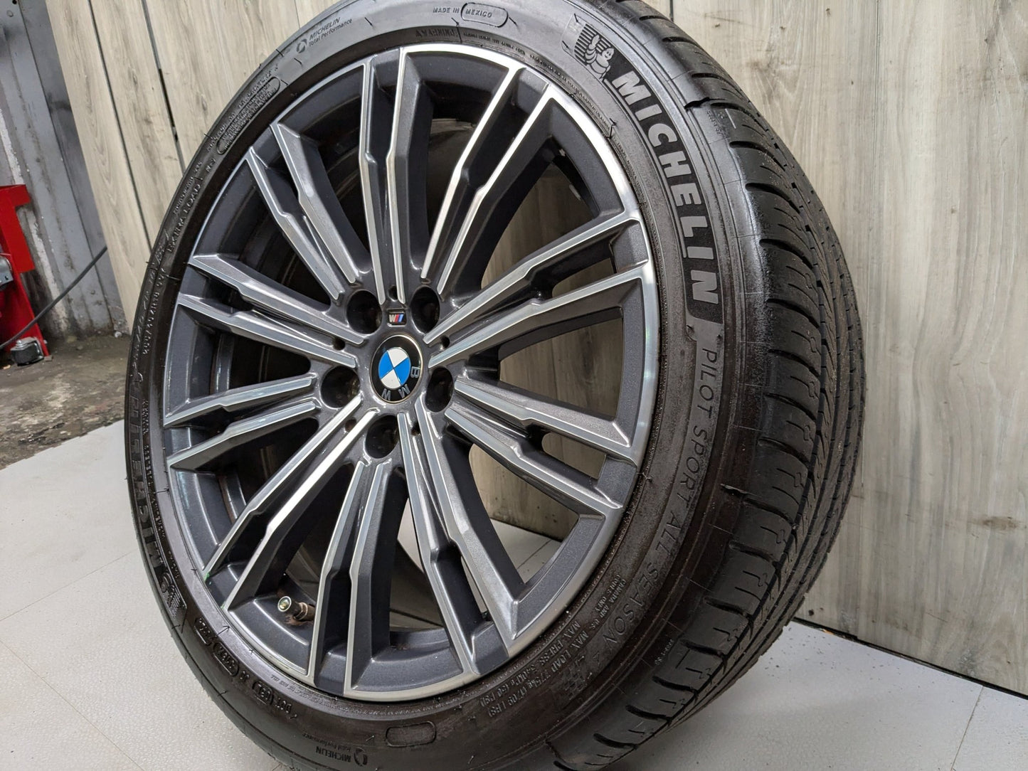 19-24 OEM BMW G20 330 M340 Rear Rim Wheel 18x8.5 ET40 Double Spoke Style 790M
