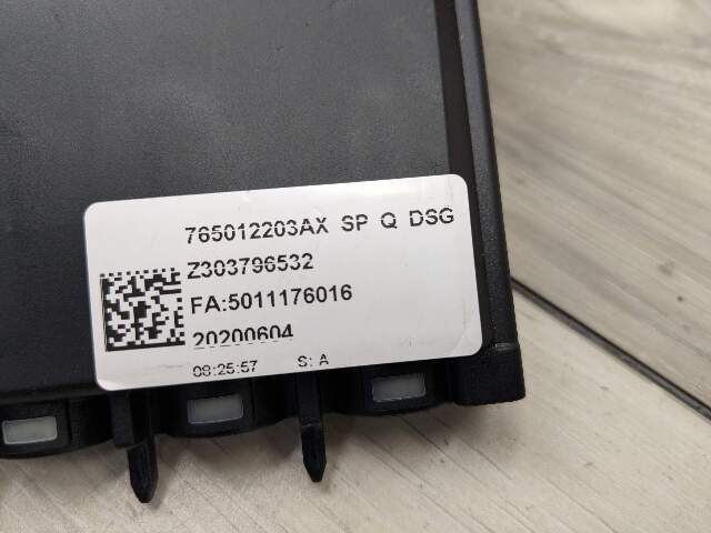 OEM BMW G20 M340 Fuse Box Relay Module