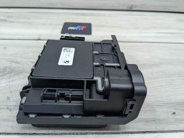 OEM BMW G20 M340 Fuse Box Relay Module