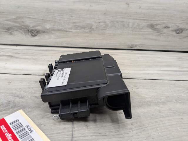 OEM BMW G20 M340 Fuse Box Relay Module