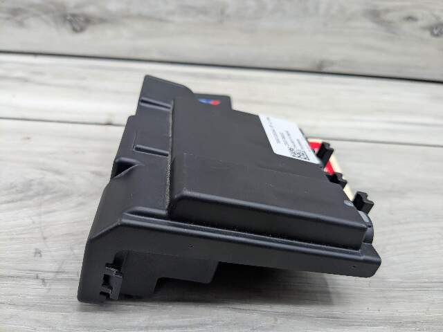 OEM BMW G20 M340 Fuse Box Relay Module