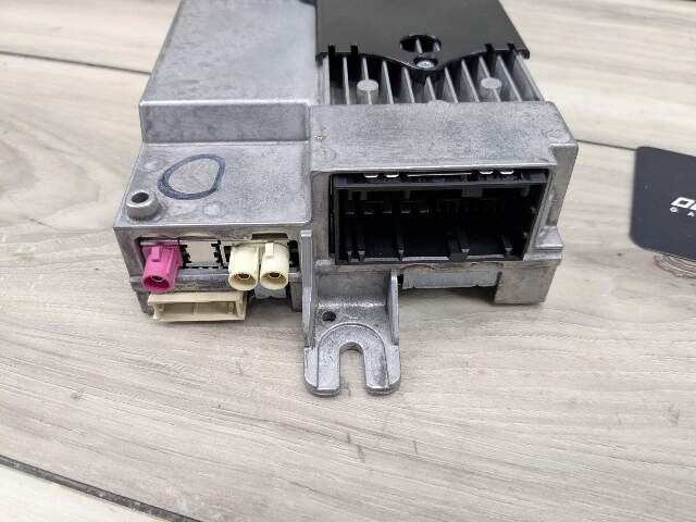 OEM BMW G20 G22 G23 G80 G82 G83 Radio Audio Sound Amplifier Control Module SDARS
