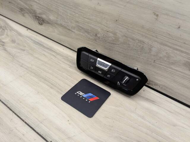 OEM BMW G20 G22 G23 G26 G42 G80 G82 G83 Headlight Control Switch Light Module