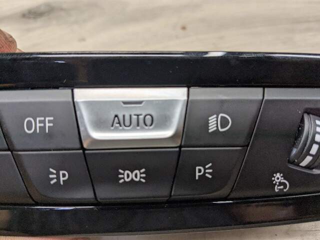 OEM BMW G20 G22 G23 G26 G42 G80 G82 G83 Headlight Control Switch Light Module