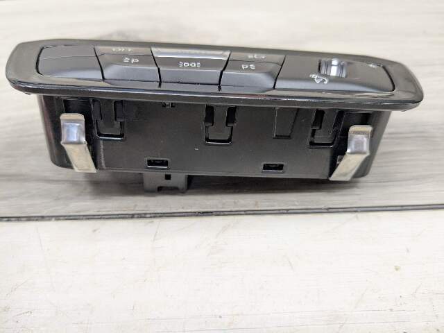 OEM BMW G20 G22 G23 G26 G42 G80 G82 G83 Headlight Control Switch Light Module