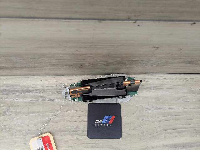 OEM BMW F97 F98 G01 G02 G05 G06 G07 G20 G30 Roof Shark Fin Radio Antenna Module