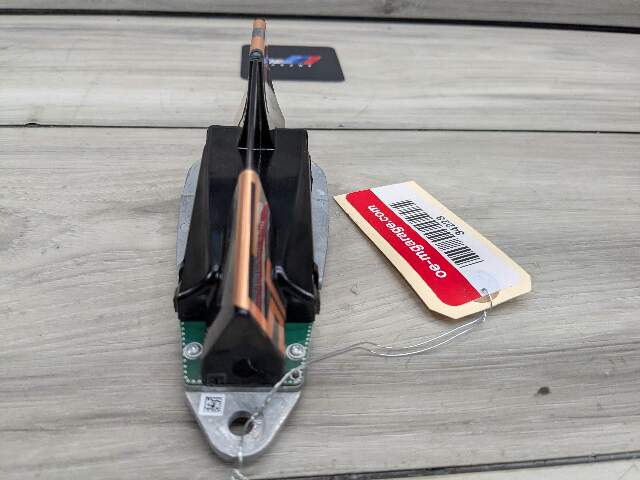 OEM BMW F97 F98 G01 G02 G05 G06 G07 G20 G30 Roof Shark Fin Radio Antenna Module