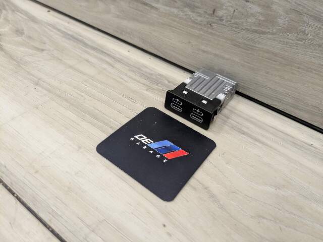 OEM BMW G01 G02 G11 G12 G20 G30 F97 USB Type C Charger Port Socket Connector
