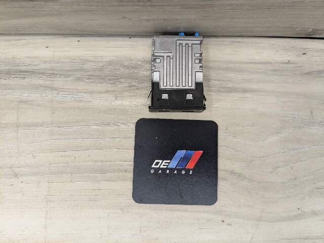 OEM BMW G01 G02 G11 G12 G20 G30 F97 USB Type C Charger Port Socket Connector