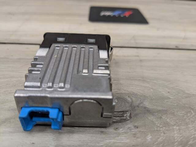 OEM BMW G01 G02 G11 G12 G20 G30 F97 USB Type C Charger Port Socket Connector