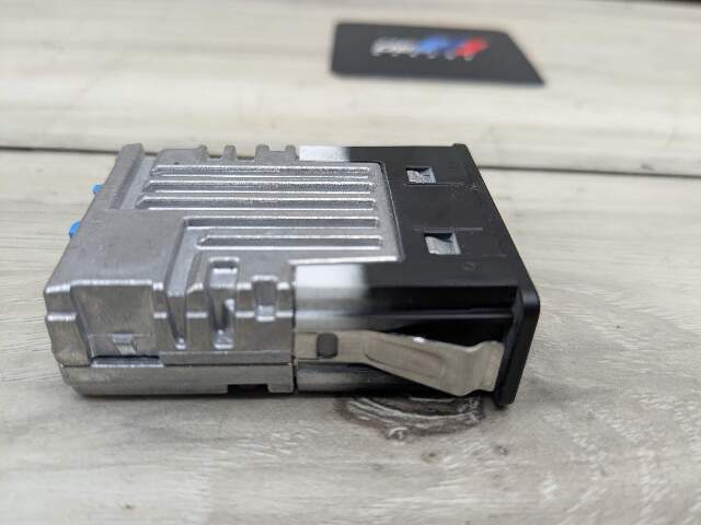 OEM BMW G01 G02 G11 G12 G20 G30 F97 USB Type C Charger Port Socket Connector