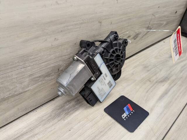 OEM BMW G20 G80 330 M340 REAR Right Passenger Side Door Window Regulator Motor