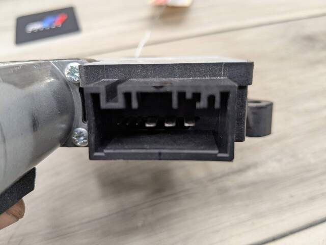 OEM BMW G20 G80 330 M340 REAR Right Passenger Side Door Window Regulator Motor