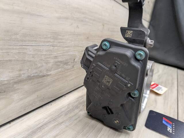 18-24 OEM BMW G01 G05 G12 G20 G22 G23 G26 G30 Engine B58 Throttle Body Actuator