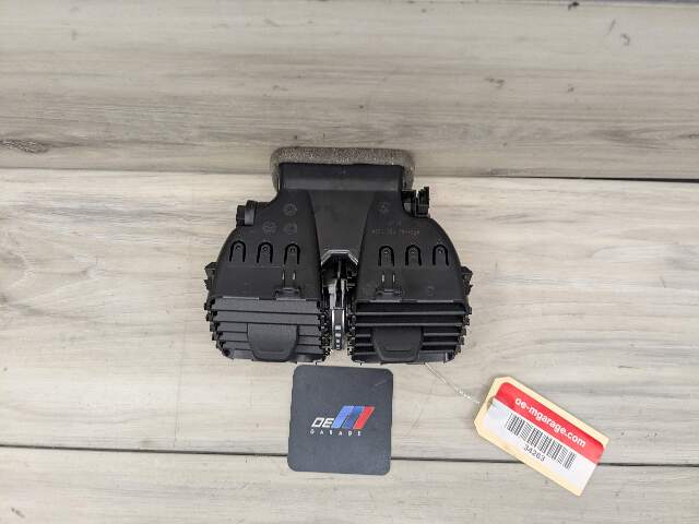 19-24 OEM BMW G20 G80 330 M340 M3 Rear Center AC Air Vent Grille