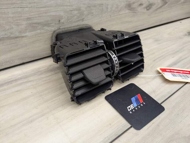 19-24 OEM BMW G20 G80 330 M340 M3 Rear Center AC Air Vent Grille