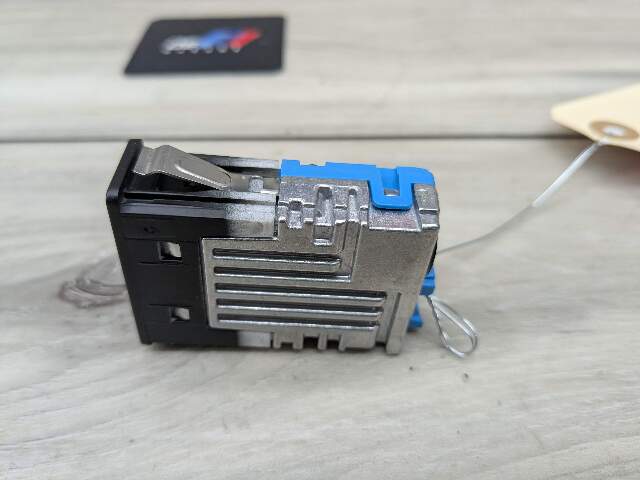 OEM BMW F44 F48 F97 G01 G05 G12 G20 G30 G80 USB Dual Type C Charger Port Socket