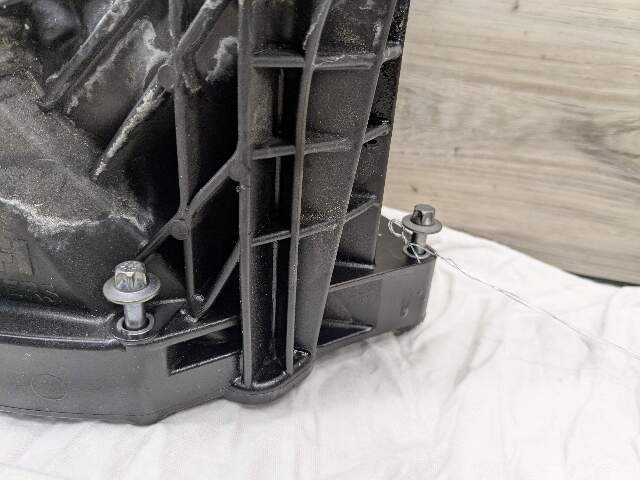OEM BMW G01 G05 G20 G22 G23 M340 X3 Engine B58 Filter Oil Filter Housing Cooler