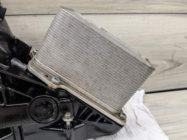 OEM BMW G01 G05 G20 G22 G23 M340 X3 Engine B58 Filter Oil Filter Housing Cooler