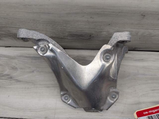 20-24 OEM BMW G20 G22 G23 M340 Right Passenger Engine Mount Support Bracket B58