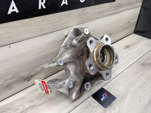 19-24 OEM BMW G20 330 M340 REAR Left Driver Side Knuckle Hub Spindle Bearing
