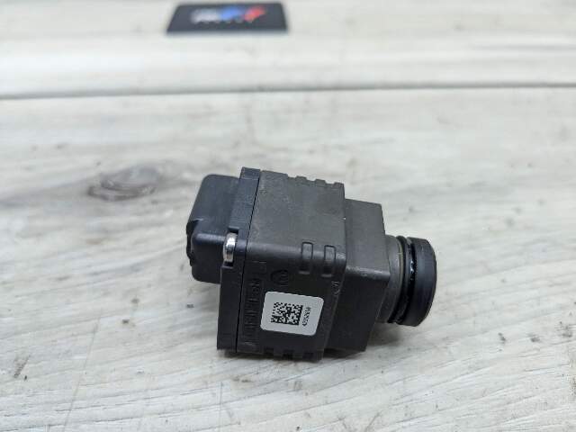 OEM BMW F90 G01 G20 G30 330 M340 X3 M5 Rear View Backup Trunk Reverse Camera