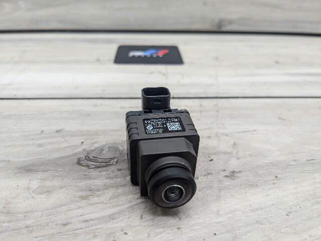 OEM BMW F90 G01 G20 G30 330 M340 X3 M5 Rear View Backup Trunk Reverse Camera