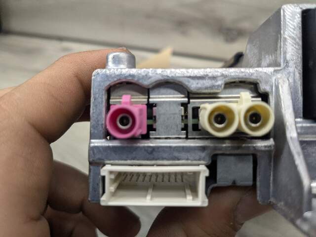 OEM BMW G20 G22 G23 G80 G82 G83 Radio Audio Sound Amplifier Control Module SDARS