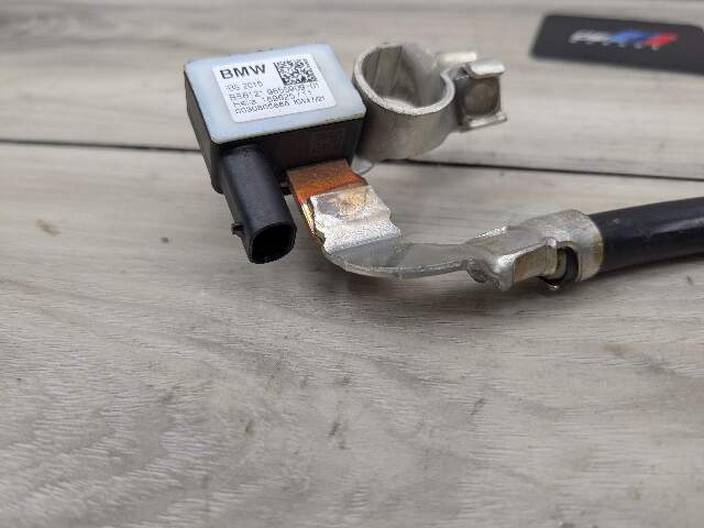 OEM BMW G05 G06 G07 G20 G22 G23 G26 G42 Negative Cable Terminal IBS Sensor Black