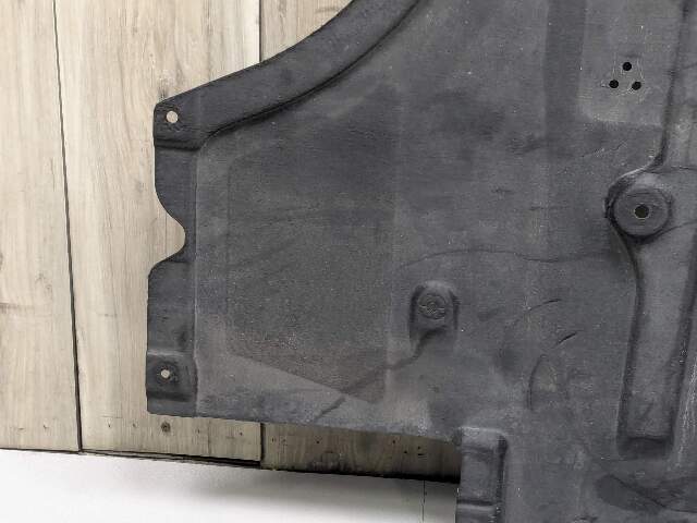 OEM BMW G20 330 M340 Right Passenger Center Under Body Floor Splash Shield Guard