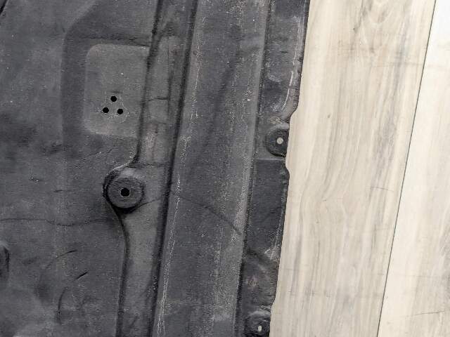 OEM BMW G20 330 M340 Right Passenger Center Under Body Floor Splash Shield Guard