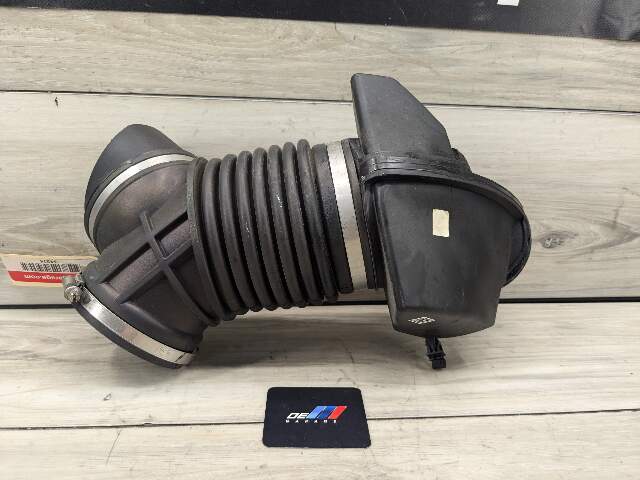 OEM BMW G20 G22 G23 G26 M340 M440 Engine B58 Filtered Air Intake Pipe Resonator