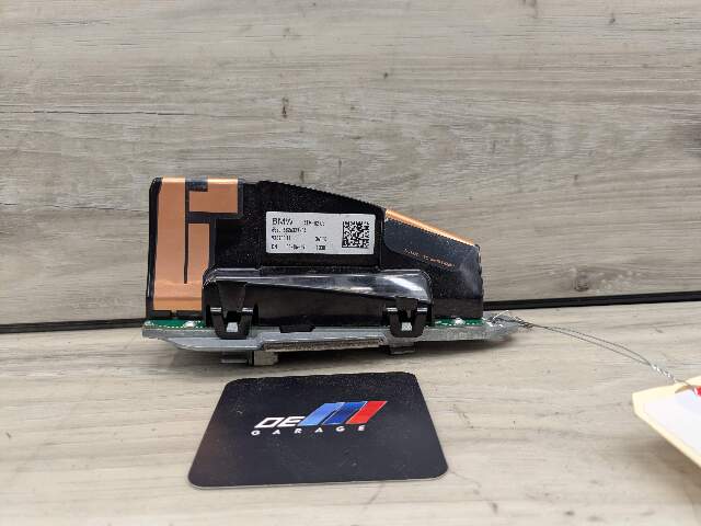 OEM BMW F97 F98 G01 G02 G05 G06 G07 G20 G30 Roof Shark Fin Radio Antenna Module