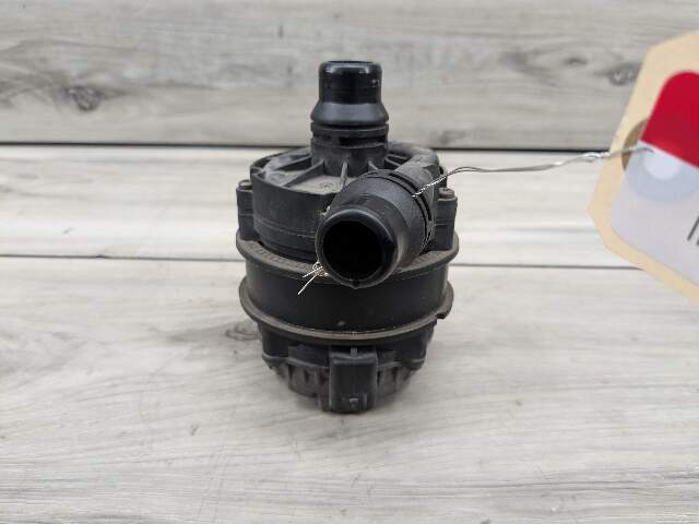 OEM BMW G01 G05 G20 G22 G23 Engine B46 B58 Auxiliary Electric Water Pump Cooling