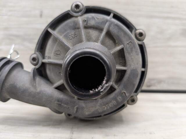 OEM BMW G01 G05 G20 G22 G23 Engine B46 B58 Auxiliary Electric Water Pump Cooling