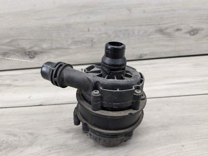 OEM BMW G01 G05 G20 G22 G23 Engine B46 B58 Auxiliary Electric Water Pump Cooling