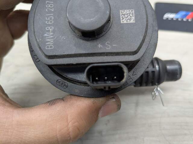 *OEM BMW G01 G05 G20 G22 G30 G42 G80 G82 G83 M3 M4 Engine Auxiliary Water Pump