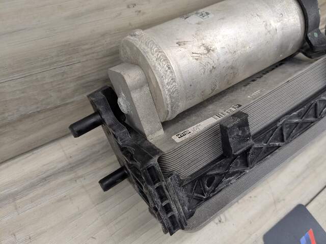 OEM BMW G20 G22 G23 G26 G29 G42 AC Condenser Air Conditioning Radiator Drier