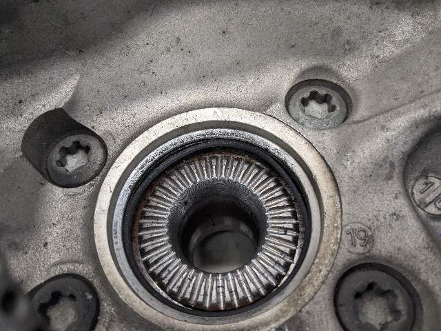 OEM BMW G20 G23 330 M440 FRONT Right Passenger Hub Spindle Knuckle Bearing AWD