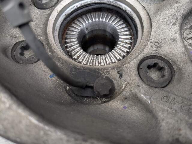 OEM BMW G20 G23 330 M440 FRONT Right Passenger Hub Spindle Knuckle Bearing AWD